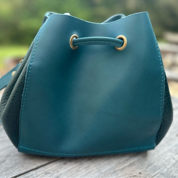 Portland Leather Nest Crossbody Bag - Picture 5 of 8